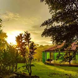 Manoas Luxury Camping and Villas Rentals