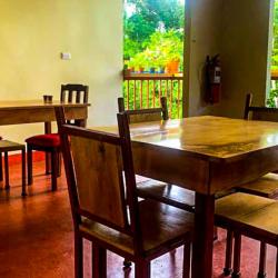 Panadería y Cafetería Mani