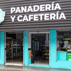  Panadería y Cafetería La Central