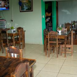 RESTAURANTE Y HELADERIA FRAGOLA