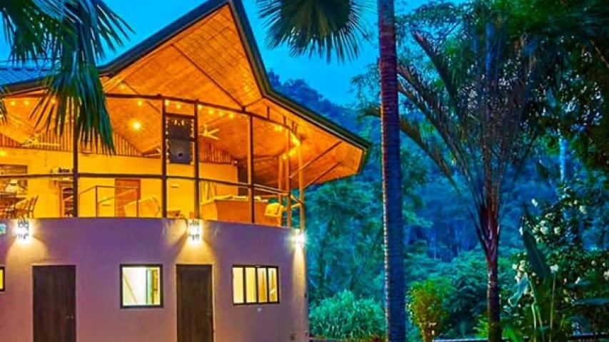 Manoas Luxury Camping and Villas Rentals