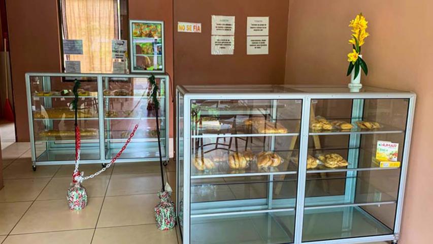 Panadería y Cafetería La Sureñita
