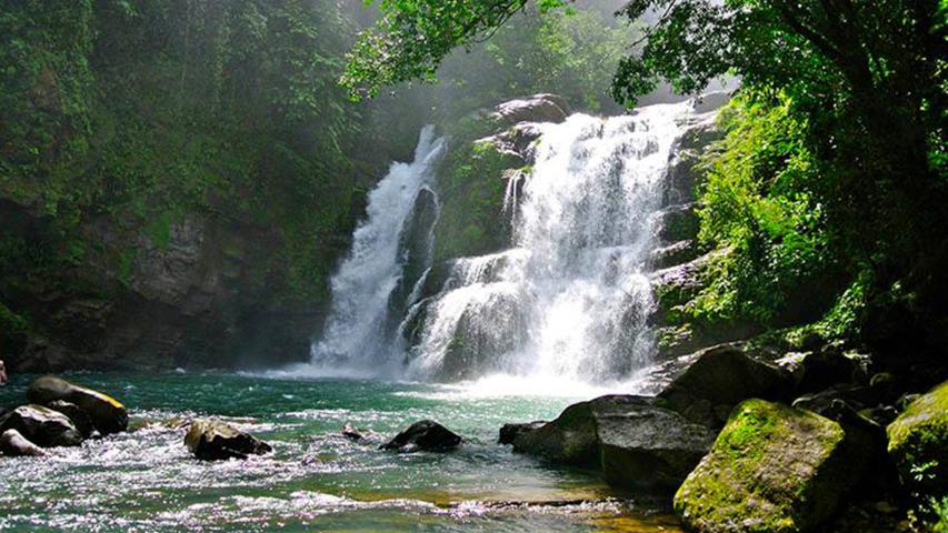 Cataratas Nauyaca