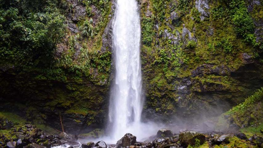 Catarata La Escondida