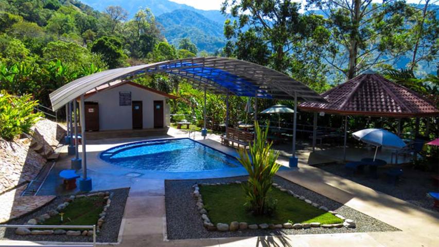 Aguas Termales Gevi