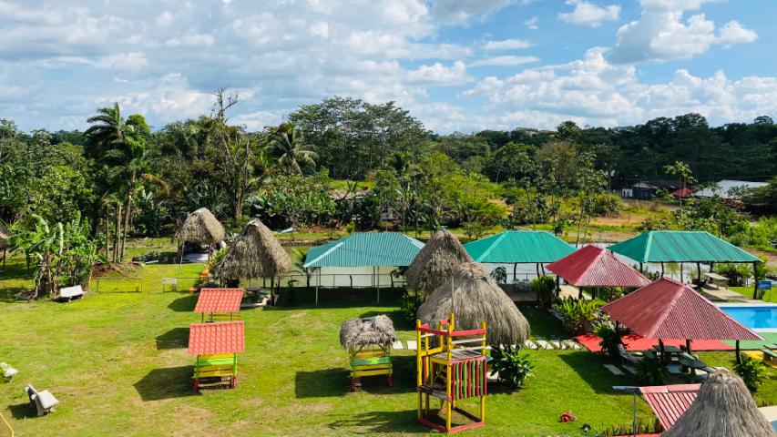 PARQUE ACUÁTICO COCOLANDIA